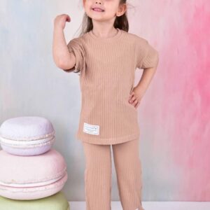 Ensemble Haut et Pantalon Beige pour Fille – 4-8 ans Élégance et Confort